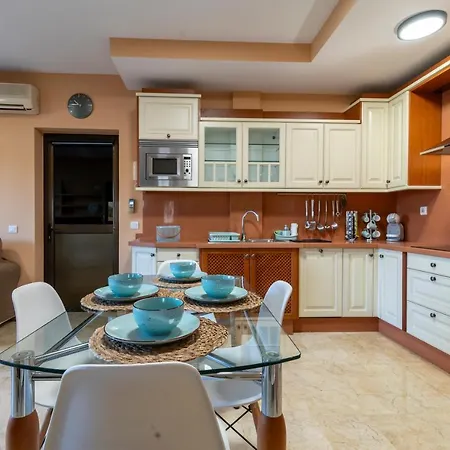 Bellavista Aeropuerto *