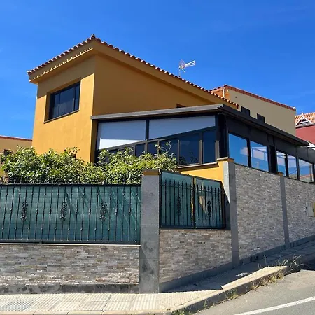Holiday home Bellavista Aeropuerto Aguatona